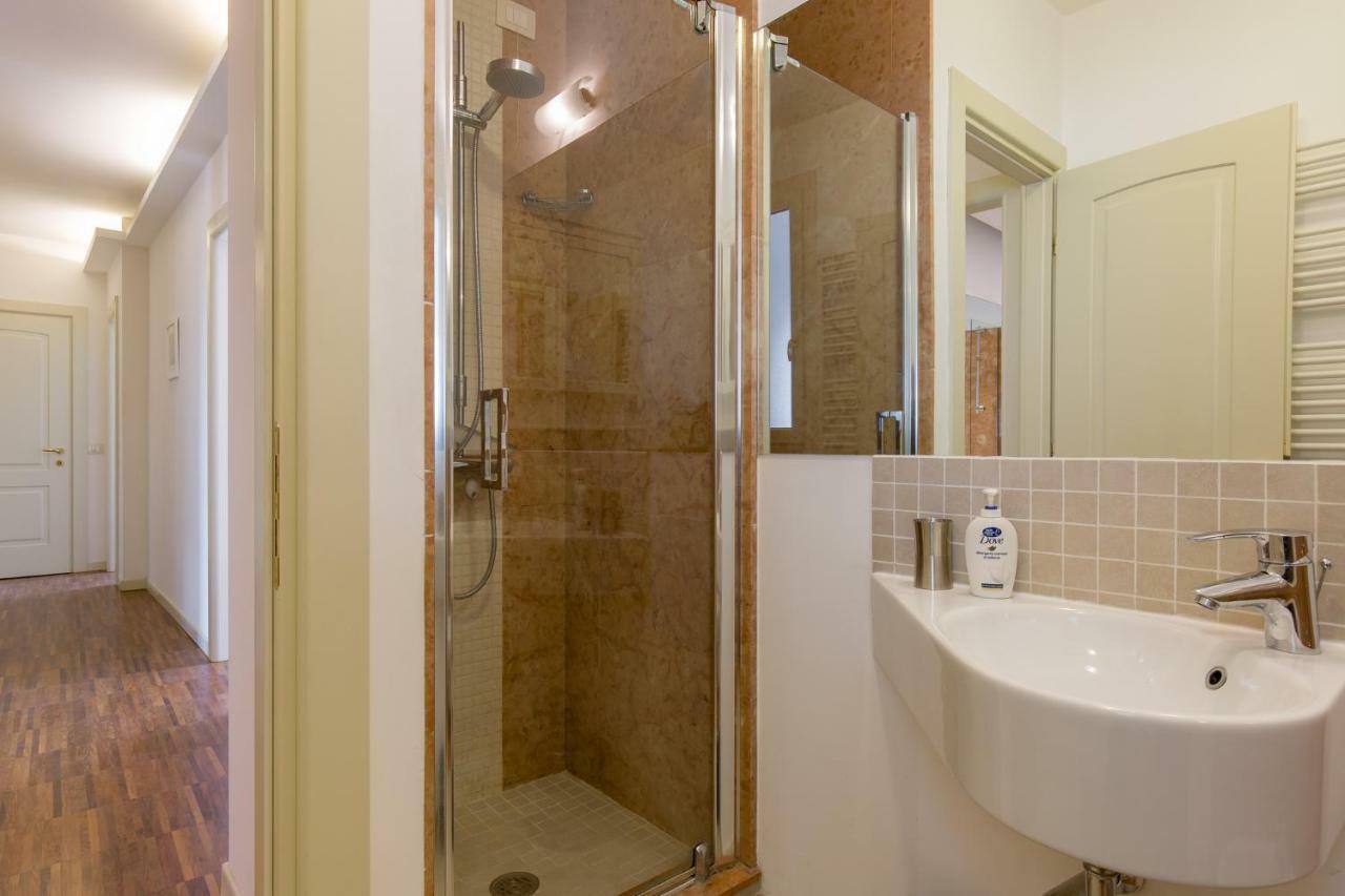 Point Of View Apartment Верона Екстериор снимка